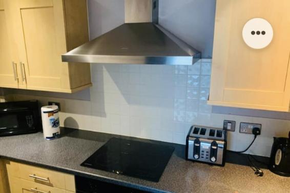2 Bedroom Free Parking By Concert Square Sleeps 8 Liverpool Bagian luar foto